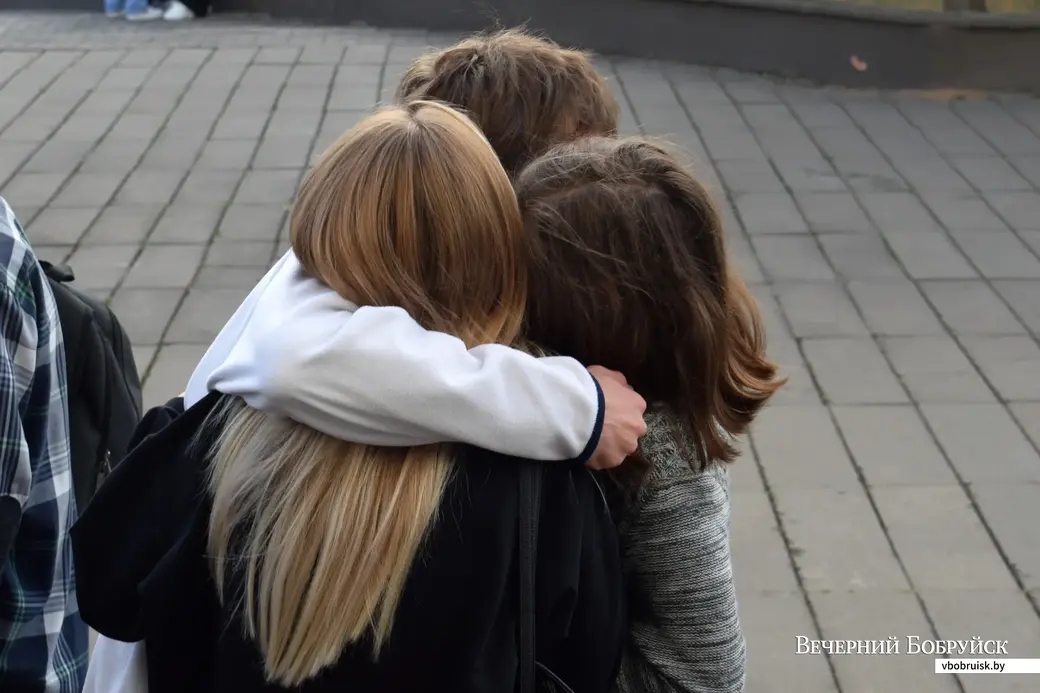 01.09.2022. Бобруйск. День знаний в лесотехническом колледже. Давно не виделись.