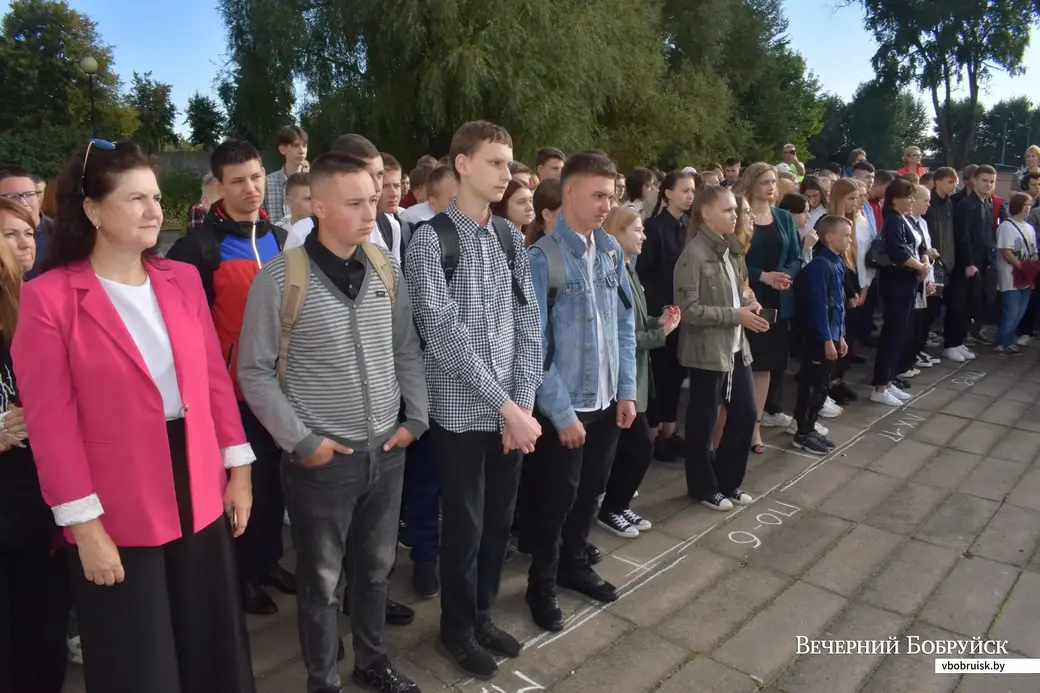 01.09.2022. Бобруйск. День знаний в лесотехническом колледже.