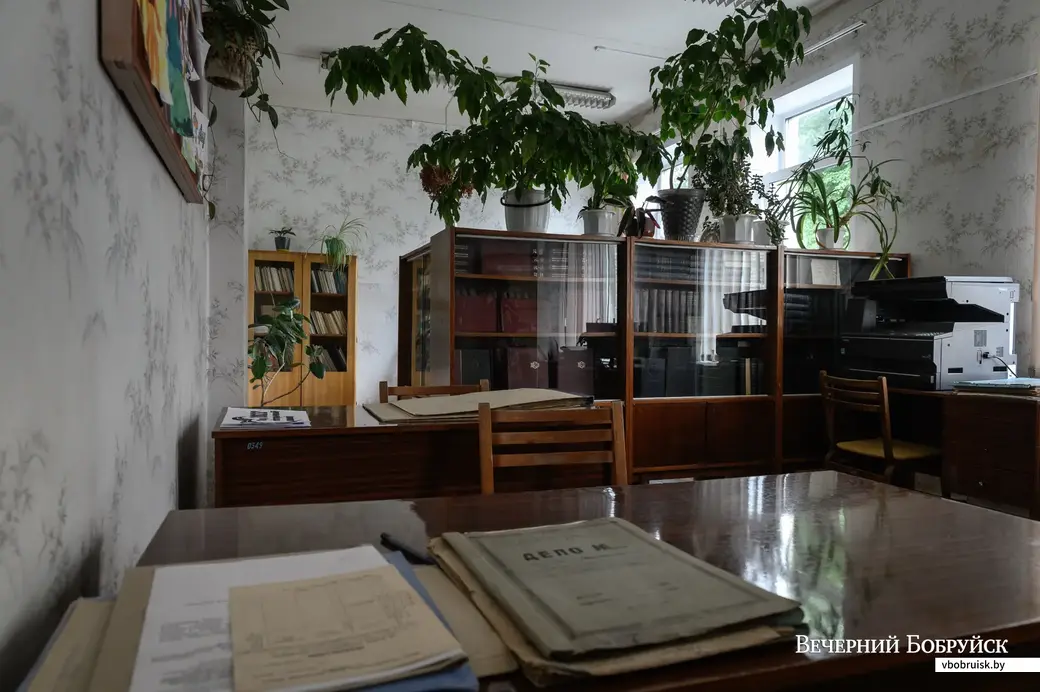 Зональный государственный архив в городе Бобруйске. В читальном зале.