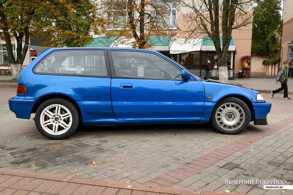 29.09.2022. Бобруйск. Автомобиль Honda Civic 1988 г.в.