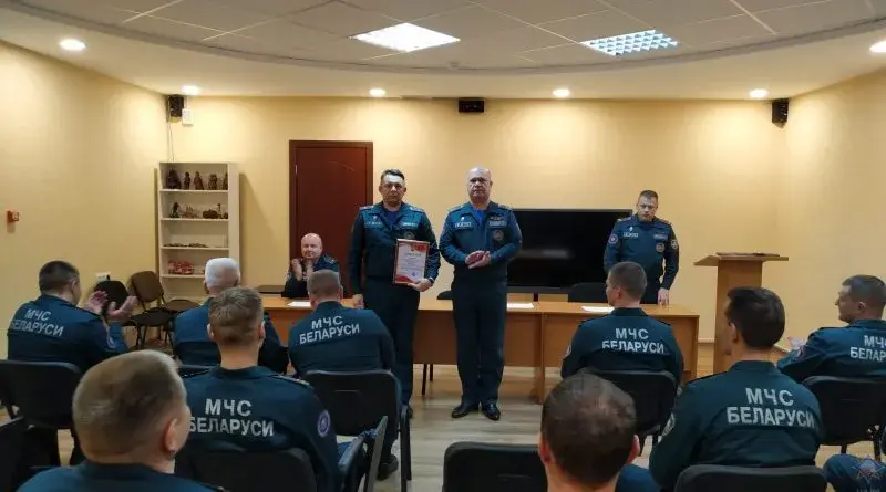 Награждение бобруйчанина-победителя.