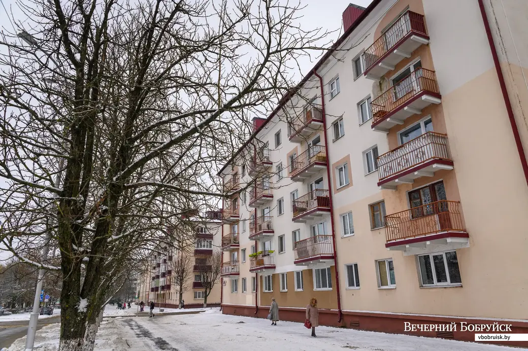 21.11.2022. Бобруйск. Улица Горького возле Универмага