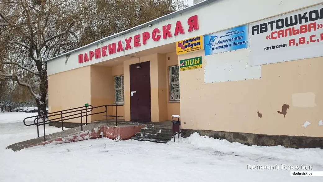 Единственный в городе пункт проката в 6-м микрорайоне по адресу: бульвар Приберезинский, 33. Фото автора