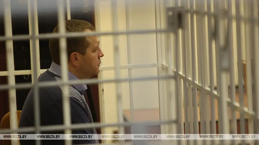Экс-министр лесного хозяйства Виталий Дрожжа в суде.