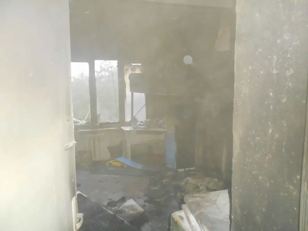 22.01.2022г. При пожаре общежития в Бобруйске эвакуированы 14 человек. Фото: Бобруйский ГРОЧС