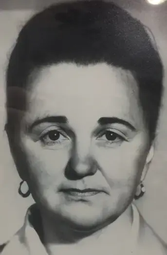 Кардымон Нина Макаровна.