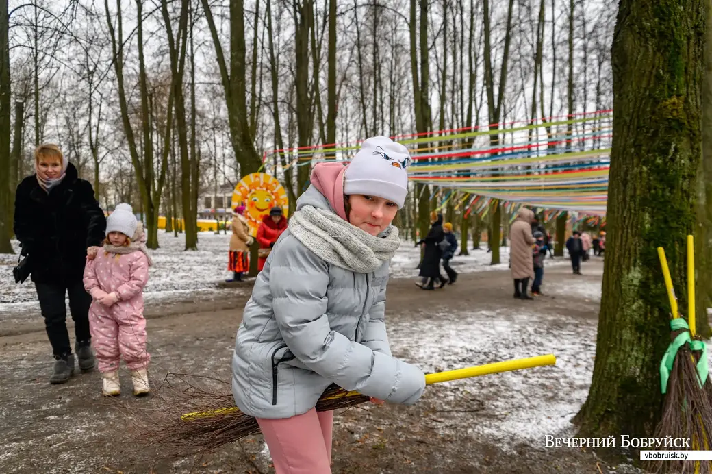 26.02.2023. Бобруйск. Городской парк культуры и отдыха. Народные масленичные гулянья «Шчодрая масленка на добрая зямлi».