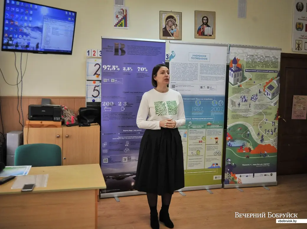 26.03.2023. Бесплатная ярмарка по обмену женской одеждой в Бобруйске. Галина Смирнова, педагог-психолог гимназии №3.