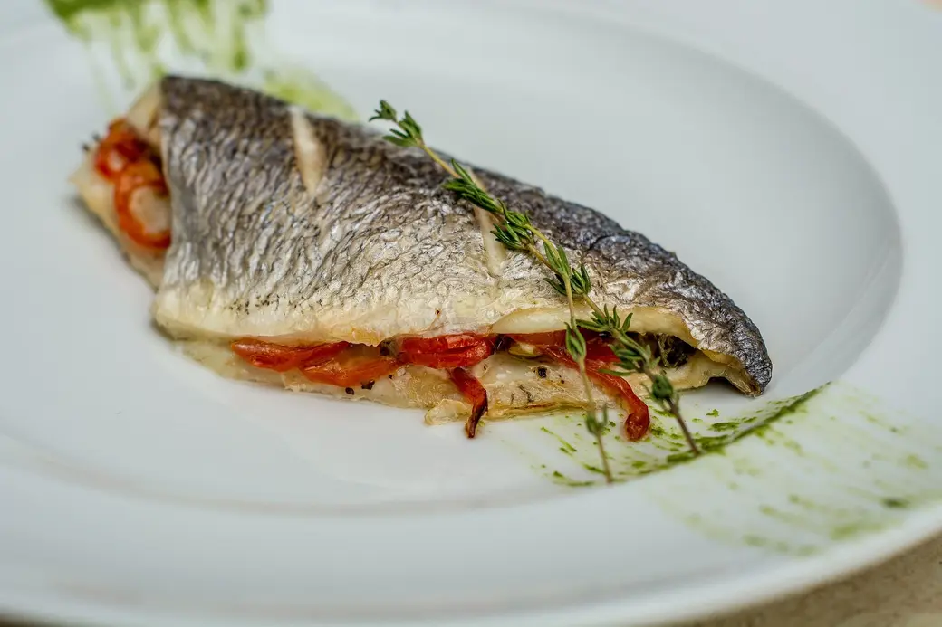 Благодаря сахару даже самая дешевая рыба получается необычайно вкусной.