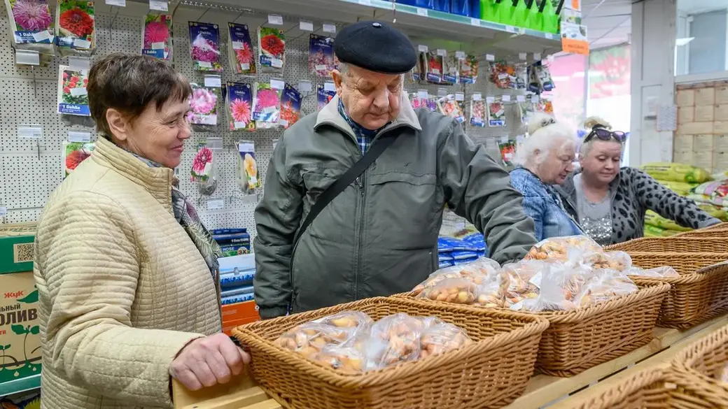 Ольга Федотовна (67 лет) и Валерий Сергеевич.