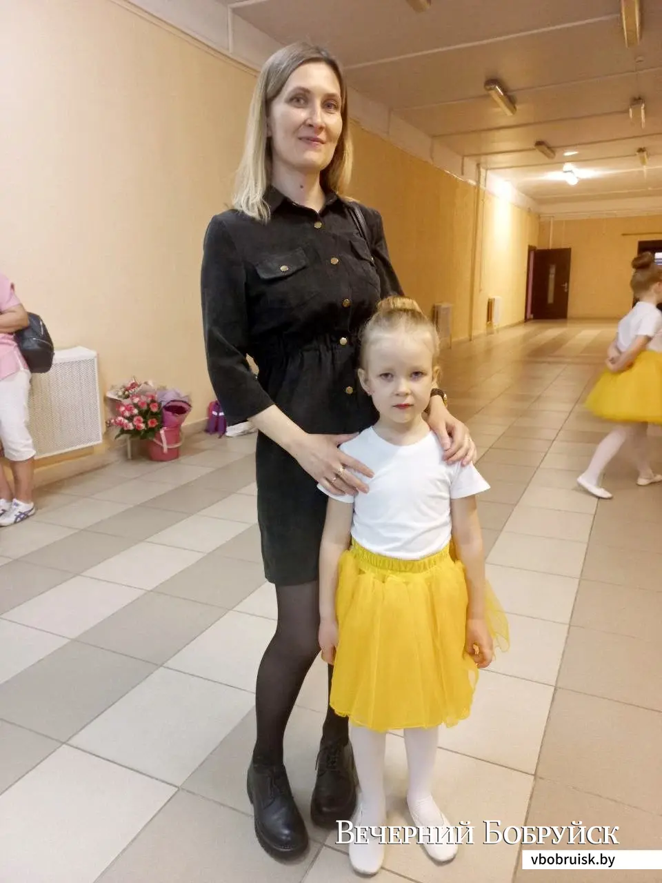 21.05.2023, Бобруйск. Светлана Петрова с дочерью Викторией.