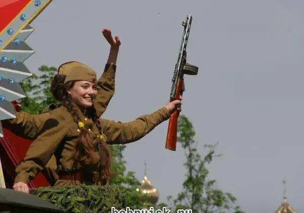 9 мая 2010 года в Бобруйске. Каким увидели этот день наши фотокорреспонденты. Часть 1 (30 фото)