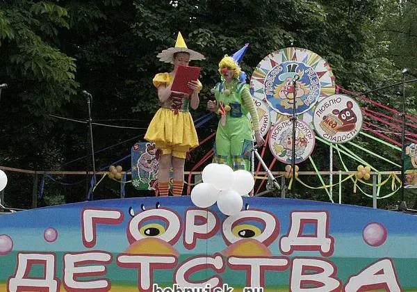 30 мая 2010 года в Бобруйске. Каким увидели этот день наши фотокорреспонденты (30 фото)
