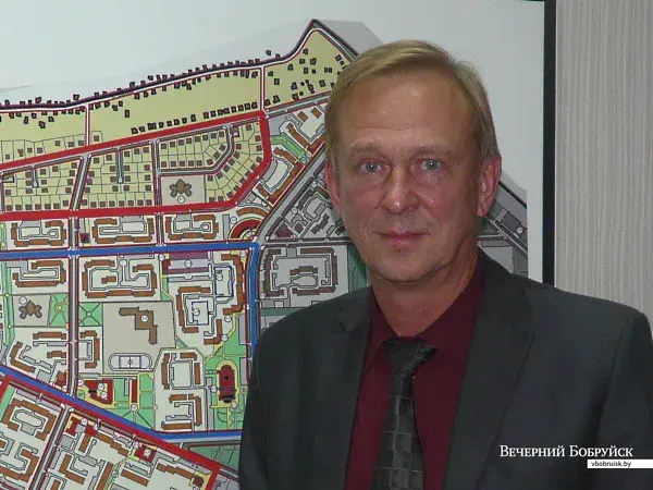 Главный архитектор города Сергей Леонов. 