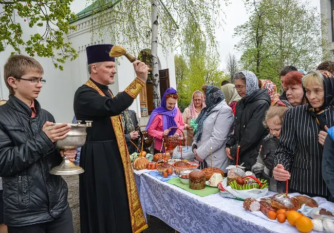 Православная Пасха: когда в бобруйских храмах будут освящать куличи