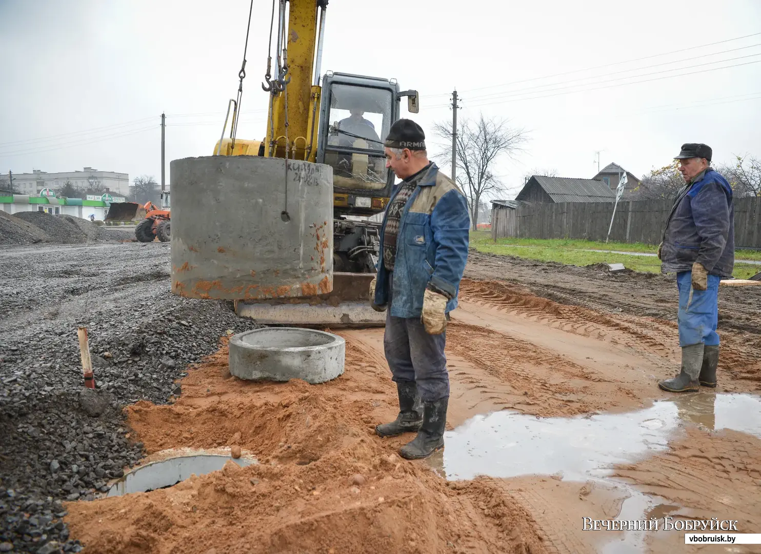 Бобруйск, 21 октября 2013 года. Идут дорожные работы на участке улицы  Крылова (16 фото) | bobruisk.ru