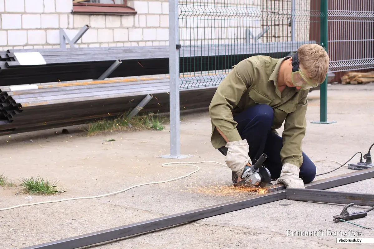 Все для забора, кровли и фасада - в новом бобруйском магазине | bobruisk.ru