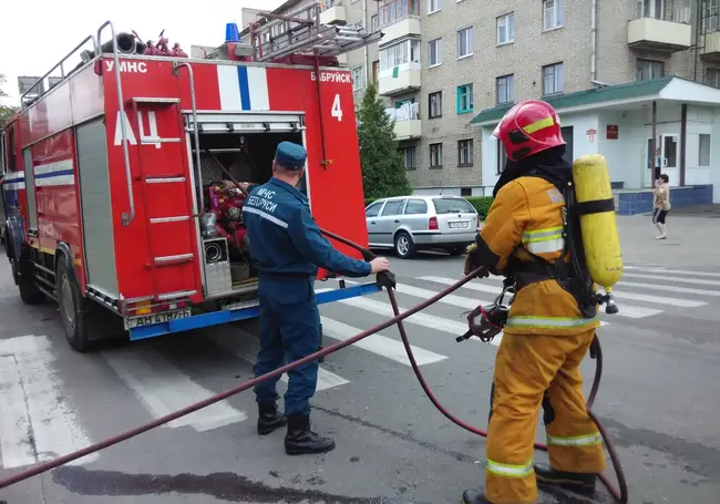 Бабушка включила духовку и чуть не сожгла квартиру (ДОПОЛНЕНО)