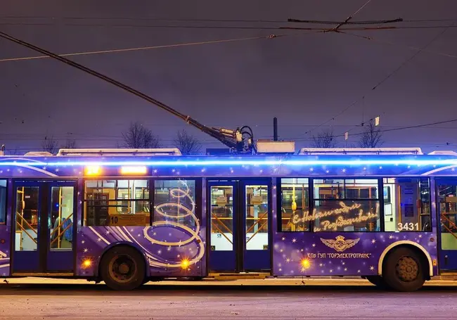В новогоднюю ночь в Бобруйске будут ходить дополнительные троллейбусы и автобусы. Расписание