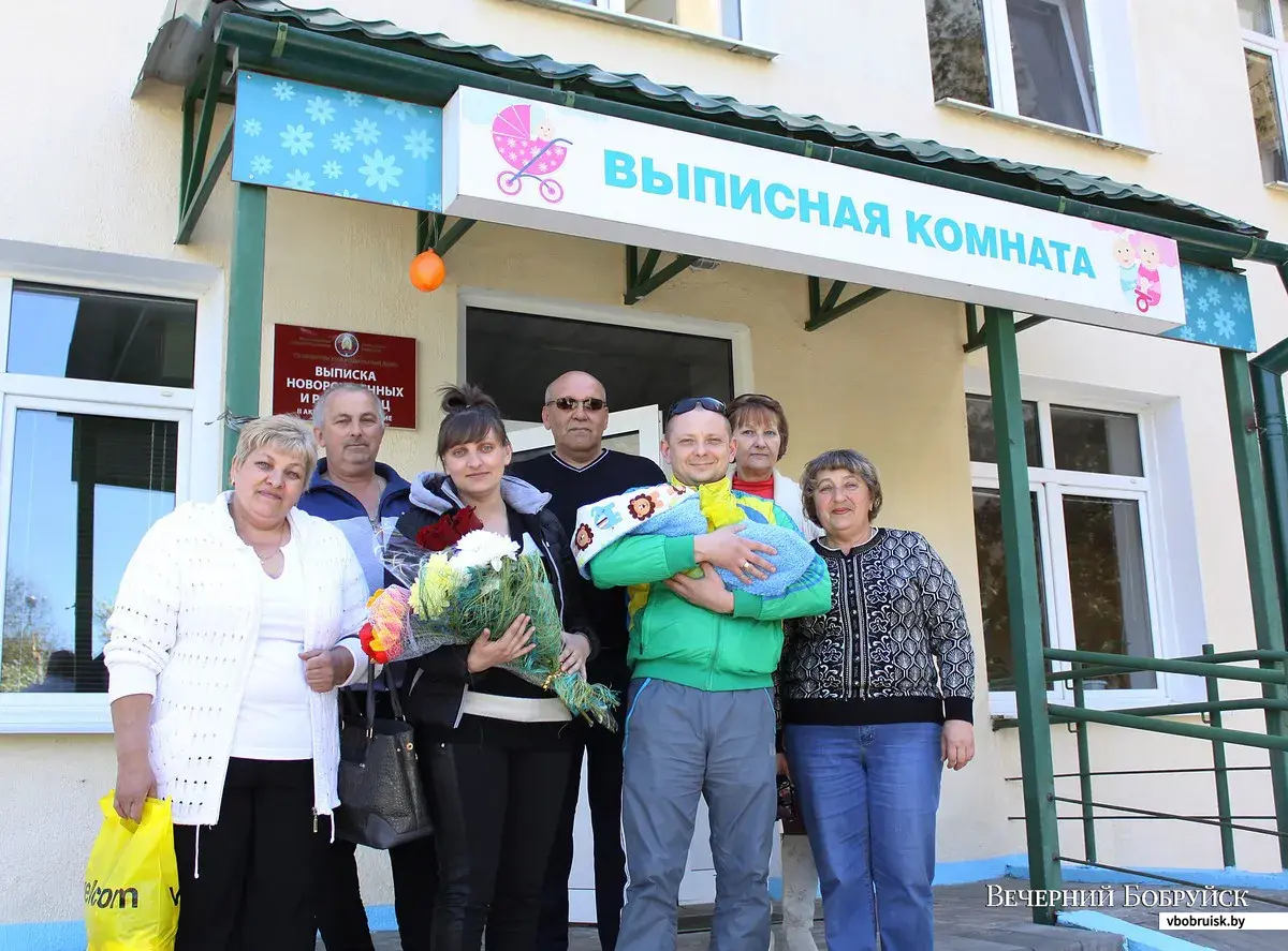 Трогательные поздравления родителям с рождением ребенка