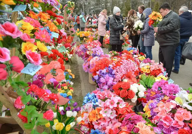 Если уж решили продавать искусственные цветы, то хотя бы не нарушайте закон: рекомендации налоговой