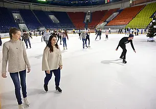 Массовые катания на льду на этой неделе