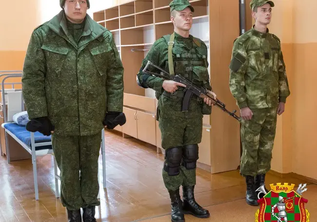 Белорусские военнослужащие откажутся от шапок-ушанок и кожаных ремней