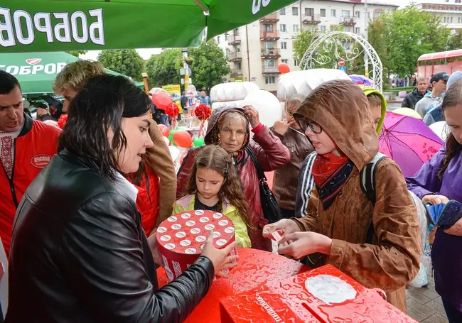 Дождь не дал покушать. Как прошел фестиваль еды в Бобруйске