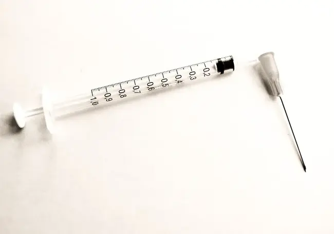 Минздрав опроверг информацию о втором ЧП с ребенком от прививки