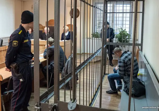 Судьба приговоренного к смертной казни за убийство на Лынькова решится через полтора месяца