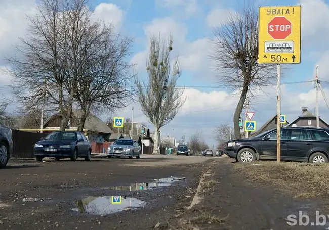 Более 2,5 млн. рублей выделили Бобруйску на ремонт дорог: бобруйчане жаловались президенту