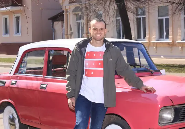 Владелец 37-летнего «Москвича»: «В советских машинах есть своя прелесть»