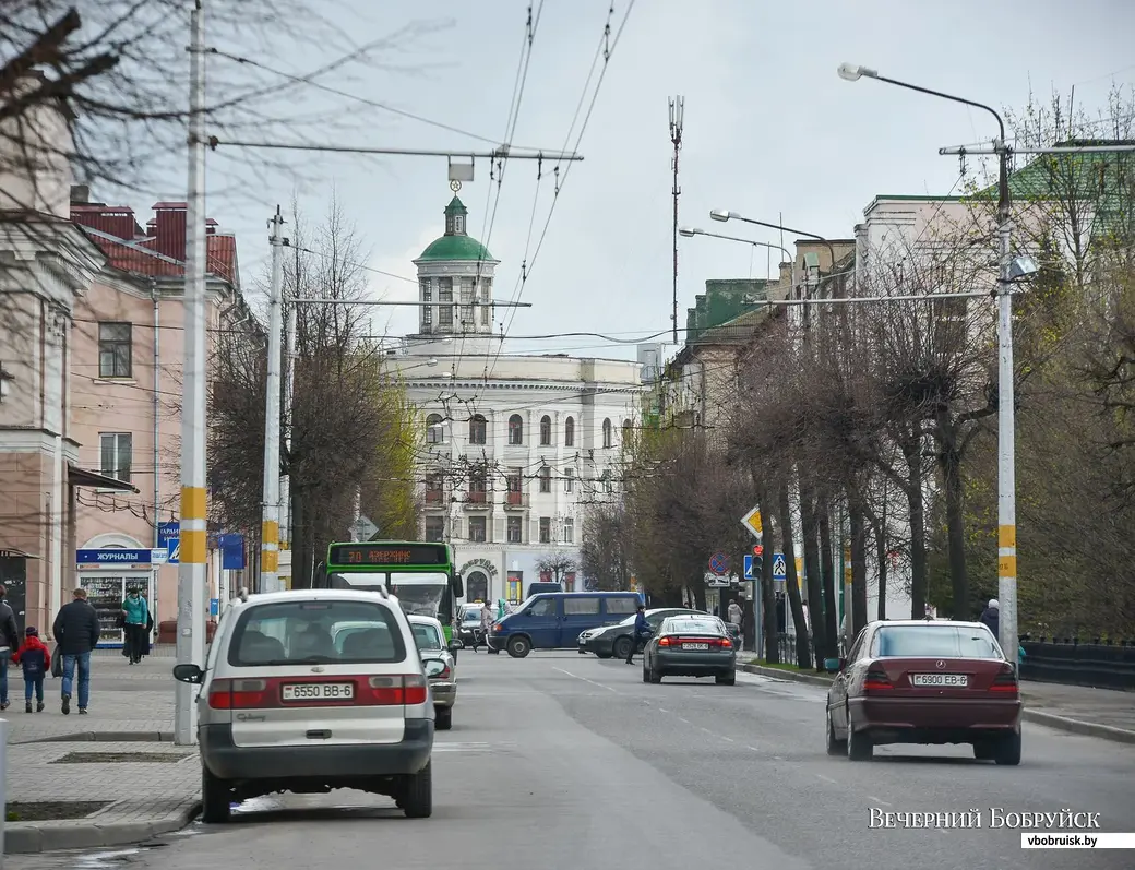 Первый раз проехала пять метров, и меня отправили на пересдачу». Истории  курсантов автошкол | bobruisk.ru