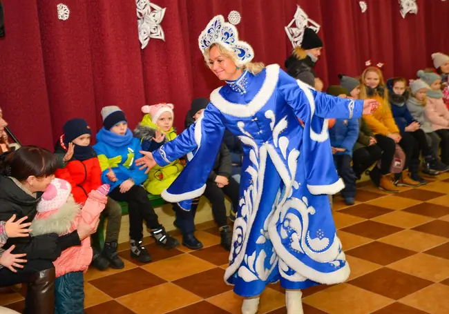 Открытие резиденции Деда Мороза под Бобруйском: фоторепортаж