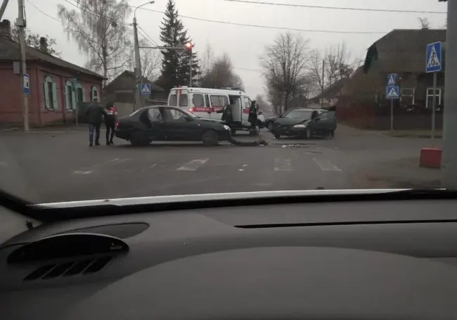 ДТП на перекрестке улиц К. Маркса и Октябрьской