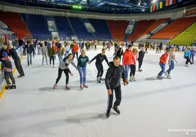 Бобруйчан приглашают отметить 23 февраля на льду