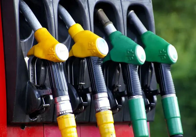 Автомобильное топливо в Беларуси дорожает с 16 февраля
