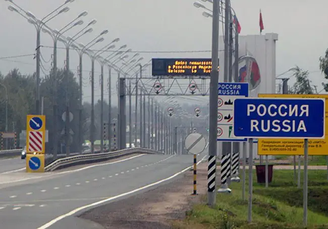 В России расширили список тех, кто может въехать в страну