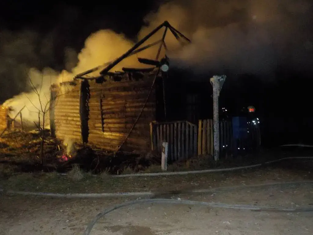 В деревне Бобруйского района горел дом. Возможно, его подожгли | bobruisk.ru