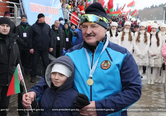 Лукашенко заявил, что у Беларуси нет друзей в мире