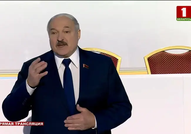 Лукашенко: от связки Беларусь - Россия зависит, будет в регионе мир или война