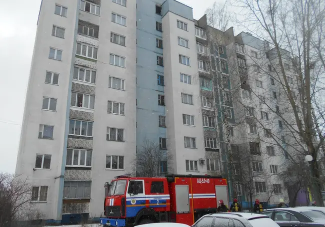 В Бобруйске в доме на Рокоссовского загорелся технический этаж