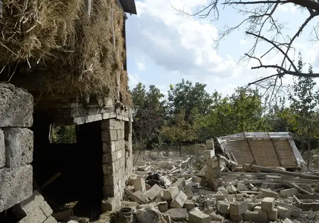 С начала конфликта в Нагорном Карабахе погибли более 100 человек, включая мирных граждан