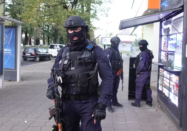 Полиция Грузии установила личность захватившего заложников и ограбившего банк