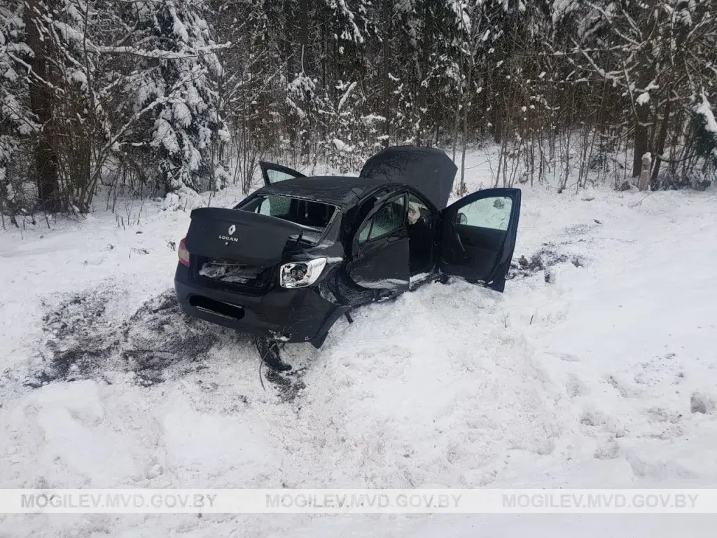 В ДТП на автодороге Могилев-Бобруйск пострадал несовершеннолетний пассажир  | bobruisk.ru