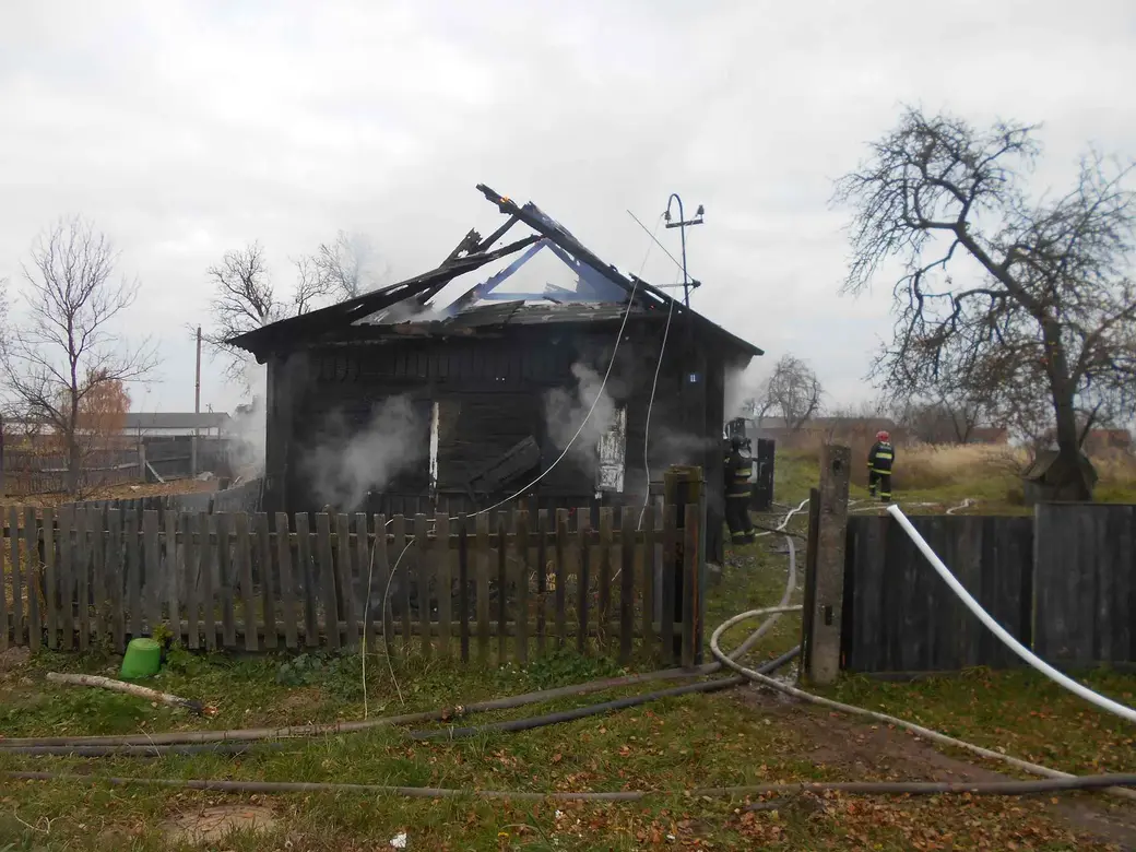 В деревне Ковали под Бобруйском на пожаре погиб человек | bobruisk.ru