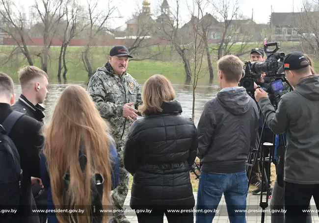 Лукашенко готовится объявить очень важное решение. Скорее всего оно будет в форме декрета