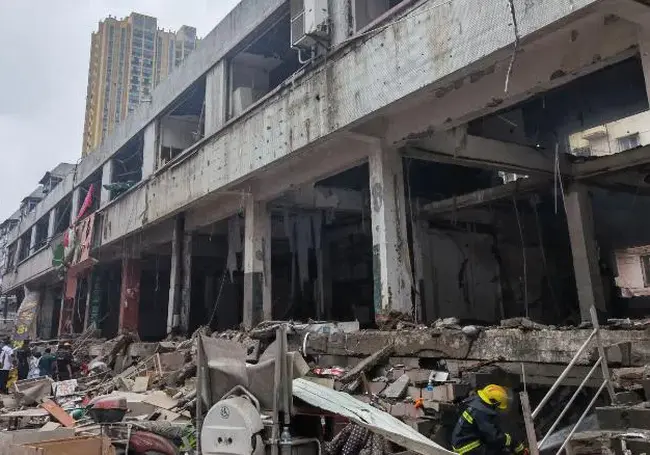 Взрыв газа в Китае: не менее 11 человек погибли, еще 144 ранены