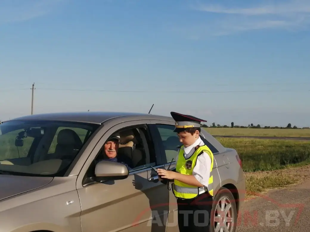 В Солигорске ГАИ нашла мальчика, останавливавшего водителей ради штрафов на  мороженое | bobruisk.ru