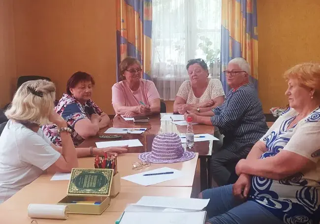 Психологи Бобруйска приглашают пожилых горожан на групповые встречи и кружки по интересам